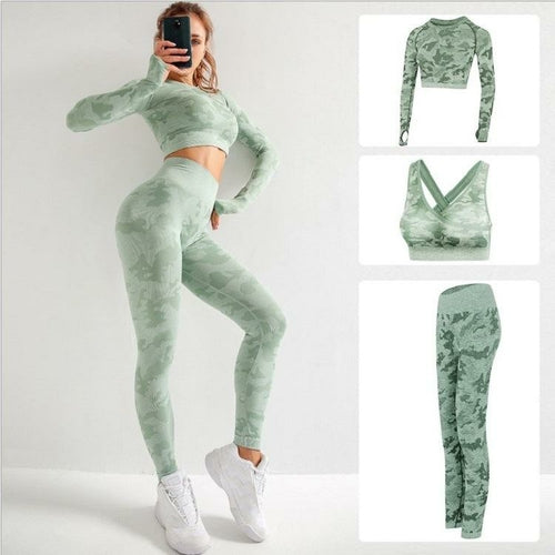 Womens velocity camo gym set